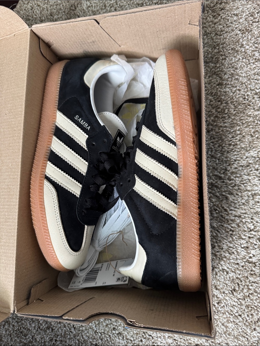 adidas Black and Cream Classic Low-Profile Sneakers - Picture 2 of 3